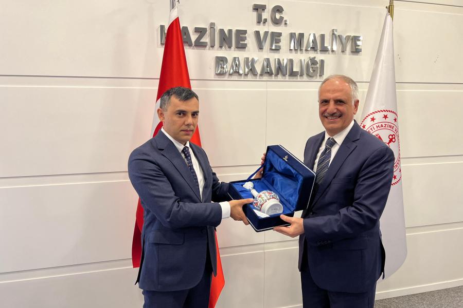 Tajikistan expands cooperation with Türkiye to further implement health